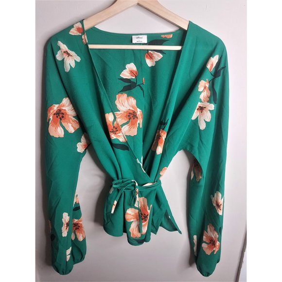 Aritzia Wilfred Lilia Green Floral Wrap Blouse - Picture 2 of 6
